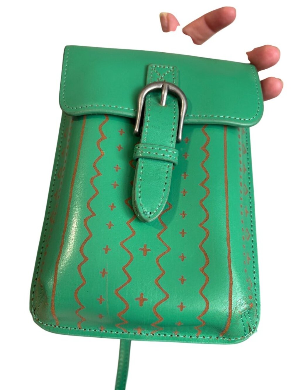 MW Green Leather Crossbody With Patterned Design & Buckle Closure - Picture 3 of 14